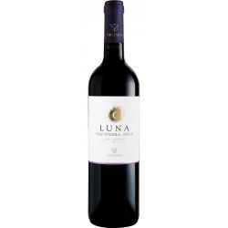 Red wine bottle Luna Nero d’Avola and Syrah