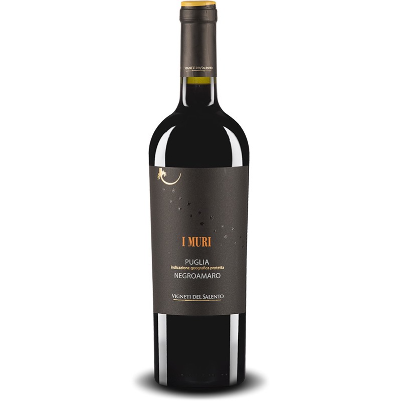 Bottle of Italian red wine from Apulia I Muri Negroamaro Puglia IGP