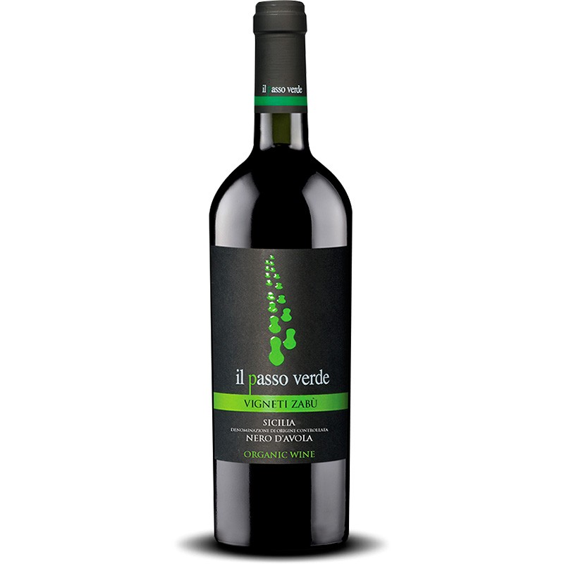 Italian red wine from the sicily Il Passo Verde with Nero d’Avola Sicilia DOP Organic Wine bottle