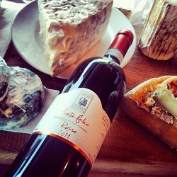 Red wine Montefalco Rosso DOC pairing with cheeses